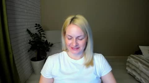 Alicee online show from February 2026 07:01:01 PM