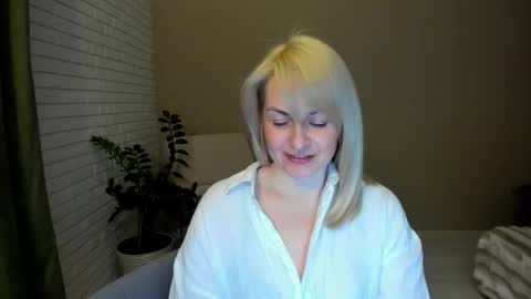 Alicee online show from March 2026 09:12:01 PM