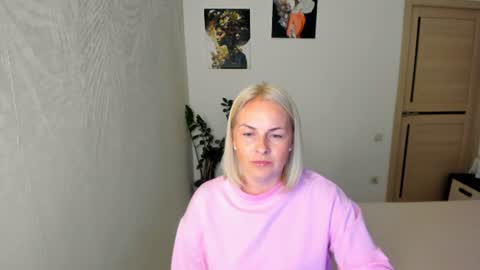 Alicee online show from June 2026 07:26:01 PM