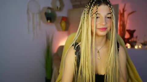 Alicee Kiss online show from December 2024 10:32:02 PM