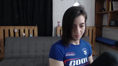 Snapshot of alicee_logan_ chatting on January 2025 01:53:01 AM alicee_logan_ online show from January 2025 01:53:01 AM