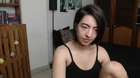 alicee_logan_ online show from February 2026 02:18:02 AM