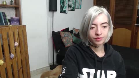 alicee_logan_ online show from February 2026 02:52:02 AM