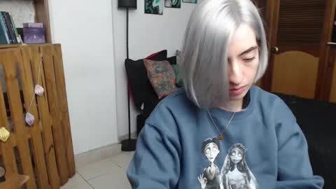 alicee_logan_ online show from February 2026 03:24:02 AM