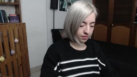 alicee_logan_ online show from February 2026 03:06:01 AM