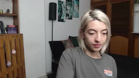 alicee_logan_ online show from March 2026 12:25:01 AM
