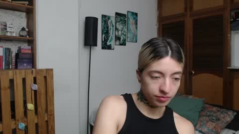 alicee_logan_ online show from June 2026 12:59:02 AM