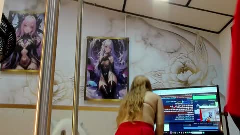 Snapshot of alicee_mature chatting on March 2026 08:25:01 PM alicee online show from March 2026 08:25:01 PM