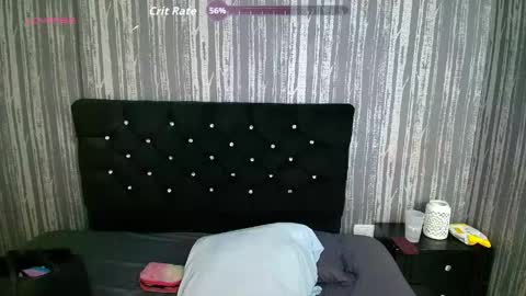 alicee_moonn online show from April 2026 08:57:02 PM