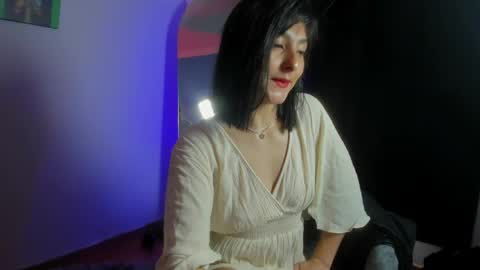Snapshot of alicee_roos chatting on May 2026 06:50:01 PM Alice online show from May 2026 06:50:01 PM