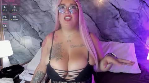 alicee_stone_ online show from February 2026 07:22:01 PM