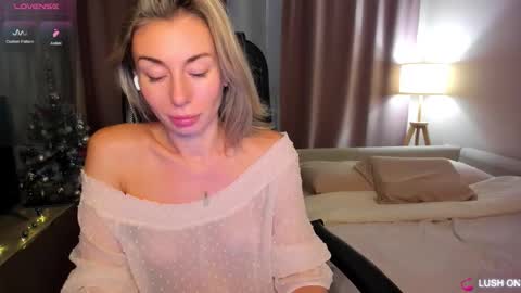 Daniella online show from December 2025 02:18:01 AM