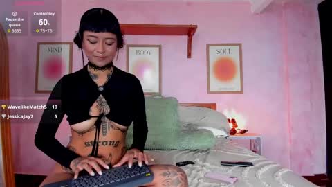 Snapshot of alicegould chatting on April 2026 11:22:02 AM alicegould online show from April 2026 11:22:02 AM