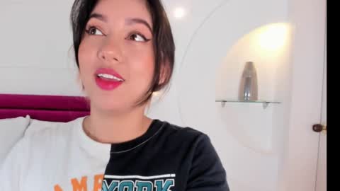 Alice  online show from January 2025 04:13:01 AM