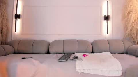 Snapshot of alicehanz_ chatting on March 2026 12:03:01 AM Alice online show from March 2026 12:03:01 AM