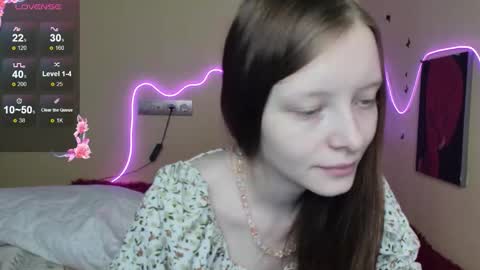 Alie online show from October 2025 03:42:02 AM