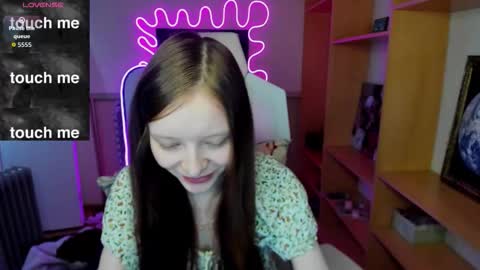 Alie online show from November 2025 06:13:02 AM