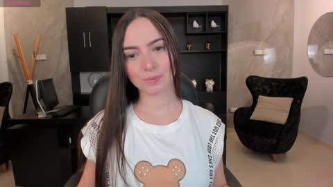 Alice online show from January 2025 03:05:02 AM