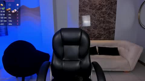 Alice online show from November 2025 07:03:01 PM