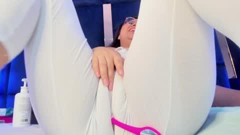 alicehott_05 online show from May 2026 04:08:01 AM