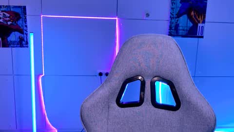 Alice online show from October 2025 05:05:01 AM