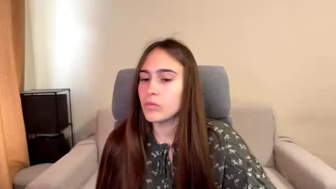 Snapshot of alicekollt chatting on October 2025 08:14:01 AM alicekollt online show from October 2025 08:14:01 AM