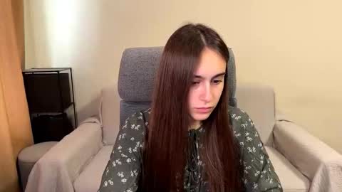 Snapshot of alicekollt chatting on October 2025 08:37:01 AM alicekollt online show from October 2025 08:37:01 AM