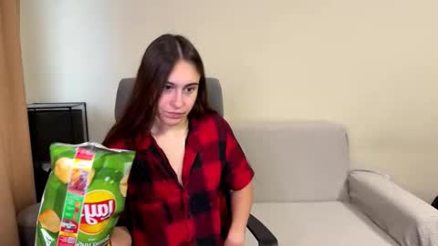 Snapshot of alicekollt chatting on October 2025 08:51:02 AM alicekollt online show from October 2025 08:51:02 AM