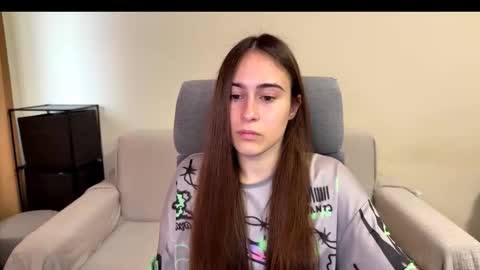 alicekollt online show from December 2025 10:57:02 AM