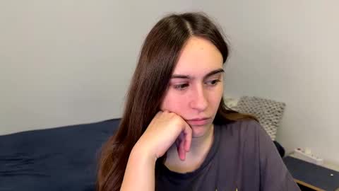 alicekollt online show from April 2026 08:22:01 PM