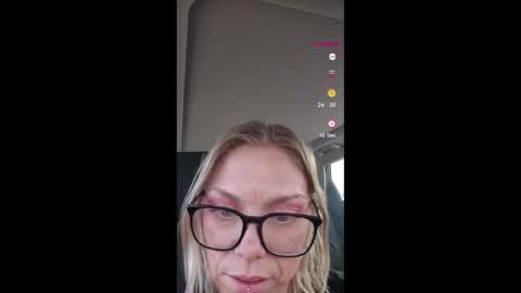 Alice Liddell online show from October 2025 09:58:02 PM