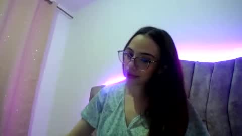 Your Alice  online show from October 2025 03:03:02 AM
