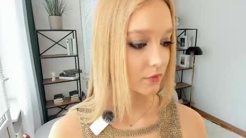 Snapshot of alicemelison chatting on March 2026 09:56:02 AM Serena online show from March 2026 09:56:02 AM