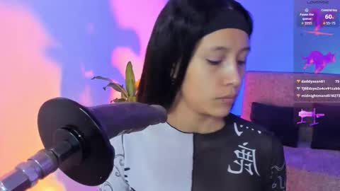 Snapshot of alicemoon__ chatting on December 2025 10:13:02 AM Alicee online show from December 2025 10:13:02 AM