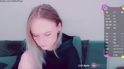 Snapshot of alicenya chatting on October 2025 04:46:01 AM Alice online show from October 2025 04:46:01 AM