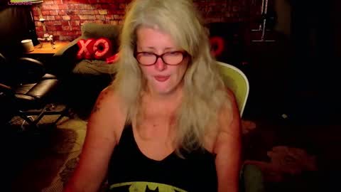 Snapshot of alicescuriosity chatting on February 2026 05:47:02 AM Alices Curiosity online show from February 2026 05:47:02 AM