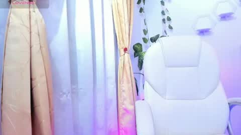 Alice online show from May 2026 03:33:01 AM