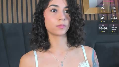 Snapshot of alicestevens_ chatting on October 2025 01:29:01 PM Alicestevens online show from October 2025 01:29:01 PM