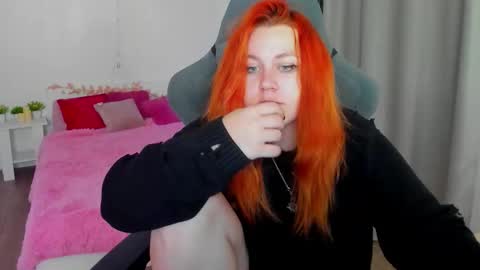 Snapshot of alicewinchesterr chatting on October 2025 04:30:02 PM Alice online show from October 2025 04:30:02 PM