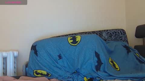 AliceWoolfy online show from November 2025 09:19:02 PM