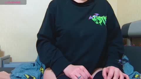 AliceWoolfy online show from January 2026 10:23:01 PM