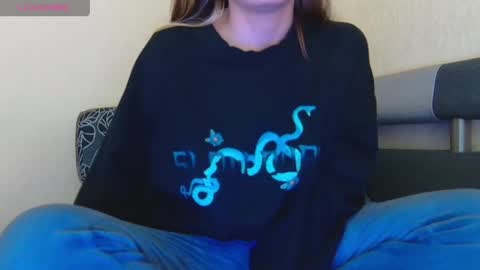 AliceWoolfy online show from April 2026 11:14:02 PM