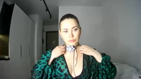 Snapshot of alicexfresh chatting on March 2025 04:35:02 PM AlicexFresh online show from March 2025 04:35:02 PM
