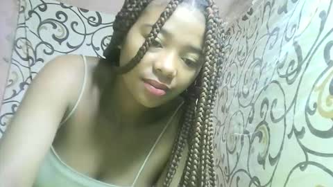 alicia9794 online show from November 2025 12:20:01 AM