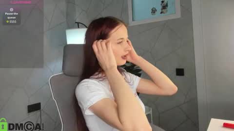 Alicia Adams online show from March 2026 11:52:01 PM