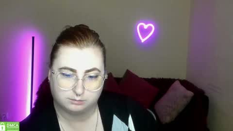 Alicia online show from September 2025 05:33:01 AM