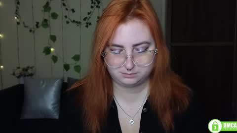 Alicia online show from November 2025 06:39:03 AM