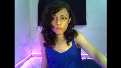 Alicia Axiom online show from January 2025 11:48:01 PM