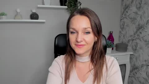 Snapshot of alicialux chatting on February 2025 02:57:02 PM Alicia online show from February 2025 02:57:02 PM