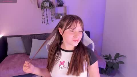 Snapshot of aliciamoonx chatting on October 2025 11:51:02 AM aliciamoonx online show from October 2025 11:51:02 AM
